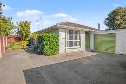 2/4 Gothic Place, Ilam, Christchurch