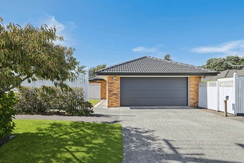 35 Greenpark Road, Penrose, Auckland