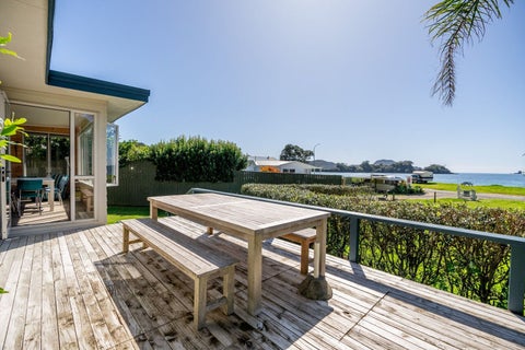 205 Oakura Road, Ōakura, Hikurangi
