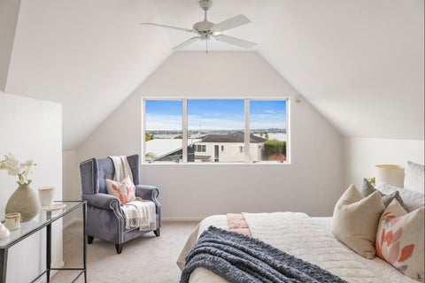 2/142 Riddell Road, Glendowie, Auckland