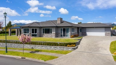 30 Pukenamu Road, Rainbow Point, Taupo