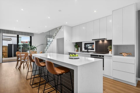 35 Otuwairoa Esplanade, Ōpaheke, Papakura