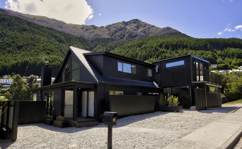 6 MacKinnon Terrace, Sunshine Bay, Queenstown
