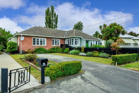 12 Kitchener Place, Opawa, Christchurch