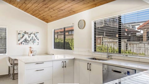 2/153 Whitford Road, Somerville, Manukau