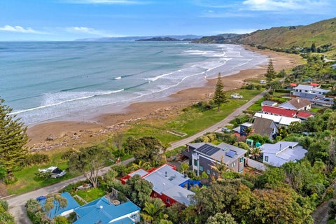11 Makorori Beach Road, Gisborne