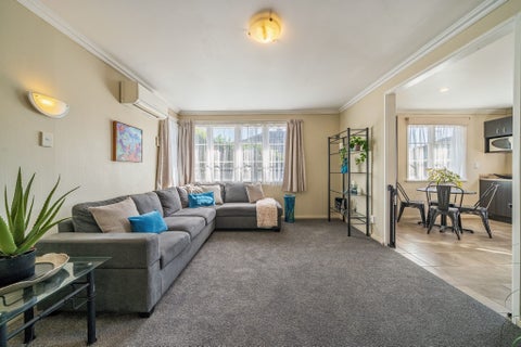 82 Pine Avenue, Ebdentown, Upper Hutt