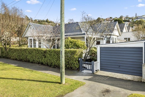 14 Valpy Street, Saint Clair, Dunedin