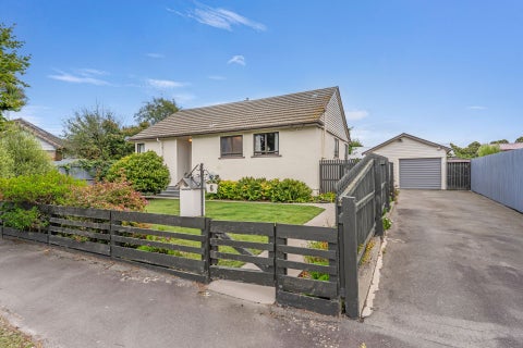 6 Earnslaw Crescent, Bryndwr, Christchurch
