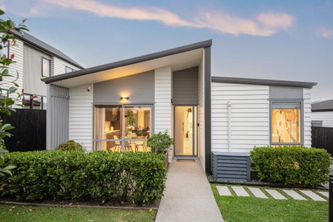 5A Torrington Crescent, Glen Innes, Auckland