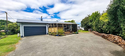30 Meihana Street, Takaka