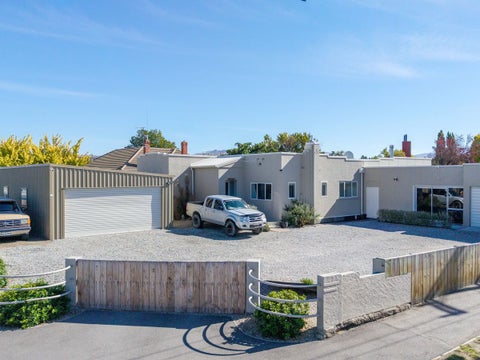 51 Royal Terrace, Alexandra, Alexandra