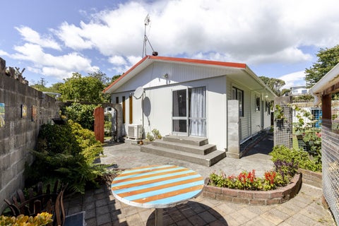 32 Beaumont Crescent, Frankleigh Park, New Plymouth