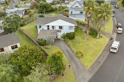 6 Tetrarch Place, Totara Vale, Auckland