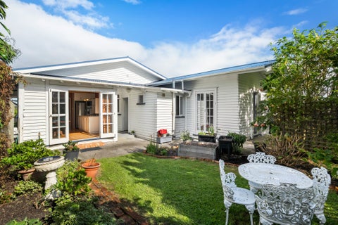 186 Bayswater Avenue, Bayswater, Auckland