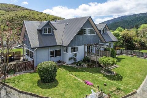 167 Cable Bay Road, Nelson