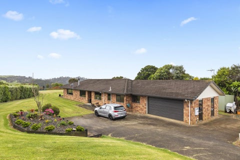 402D Awhitu Central Road, Waiuku