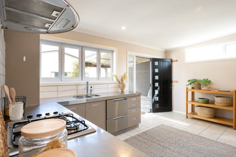 7 Grange Road South, Haumoana