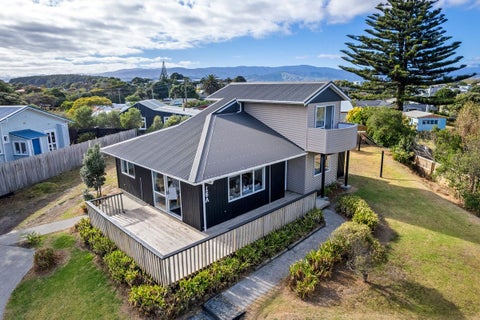 16A Karaka Street, Otaki Beach, Otaki