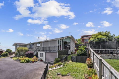 33B Russleigh Drive, Dinsdale, Hamilton