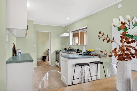 8 Hogg Crescent, Masterton