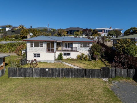42 Vale Street, Otumoetai, Tauranga