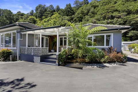 710 Main Road North, Te Mārua, Upper Hutt