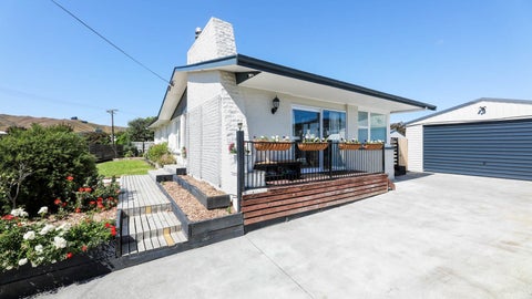 8 Karina Crescent, Redwoodtown, Blenheim