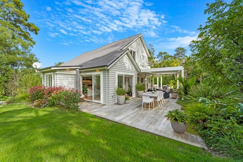 18B Hobbs Road, Matakatia, Whangaparaoa