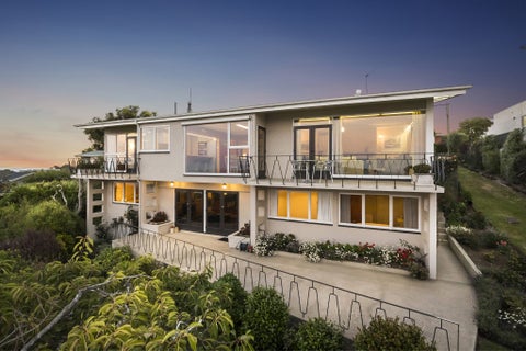 52 Earls Road, Saint Clair, Dunedin