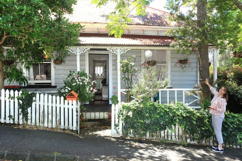 Image 1 of 1