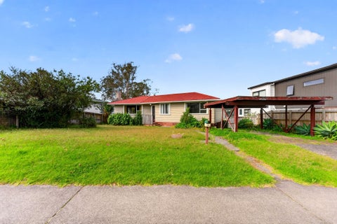 37 Bruce Road, Glenfield, Auckland