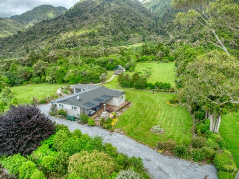 2147 Lake Brunner Road, Kumara
