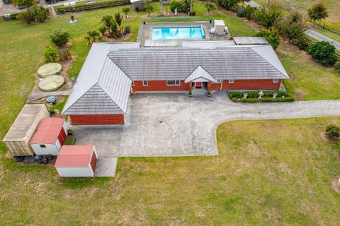 42 Farrand Road, Kumeu, Kumeu