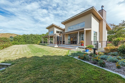 38 Oram Drive, Turitea, Palmerston North