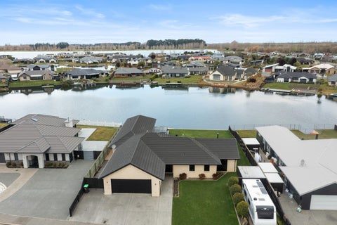 6 Trent Place, Huntingdon, Ashburton