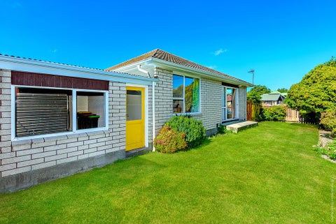 2/24 BROADFELL AVENUE, Avonhead, Christchurch