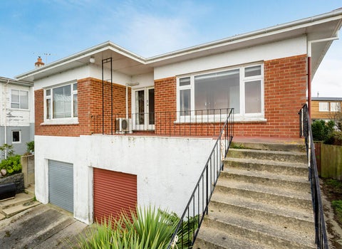 36 Aberdeen Road, Saint Clair, Dunedin