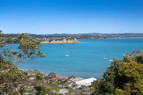 23 Roberts Road, Matakatia, Whangaparaoa