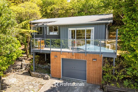 6 Swadel Way, Karori, Wellington