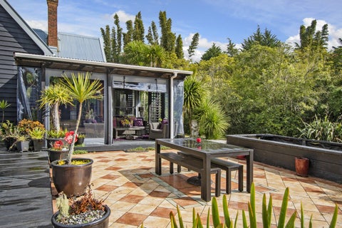 305 Whananaki Road, OPUAWHANGA, HIKURANGI