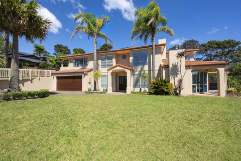 47 Chamari Close, Titirangi, Auckland