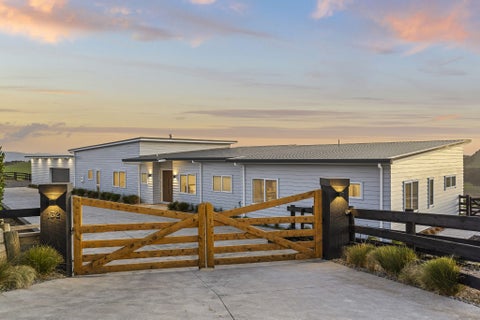 132 Waller Road, Mauku