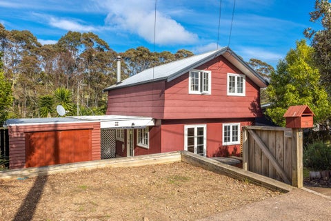 13 Totara Road, Onetangi, Waiheke Island