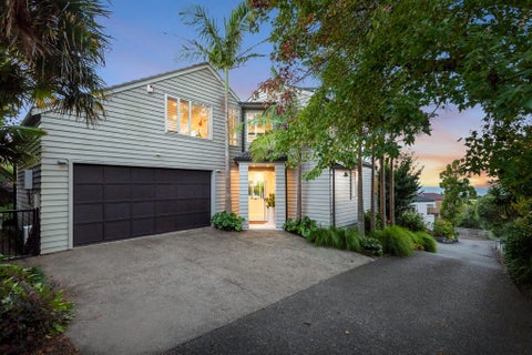 1/56 Castor Bay Road, Castor Bay, Auckland