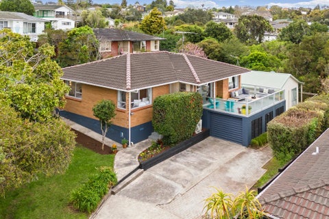 74 Advene Road, Cockle Bay, Auckland