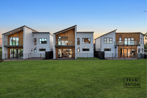 21B KENWICK Place, Burswood, Auckland