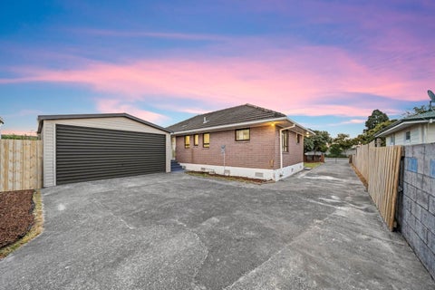 12 Hunua Road, Papakura, Papakura