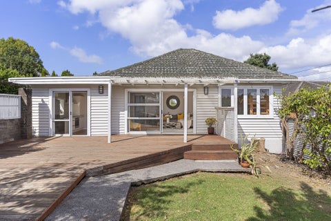 32 Fairlands Avenue, Waterview, Auckland