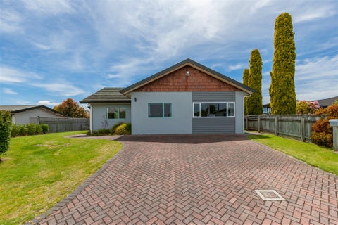 4 Aubrey Crescent, Rainbow Point, Taupo